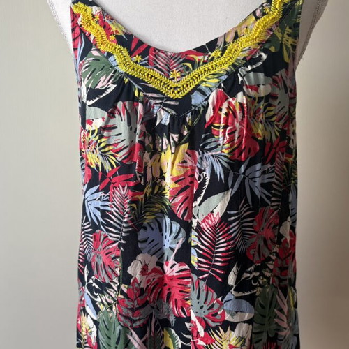 H&M multicolor tank top blouse, size M
