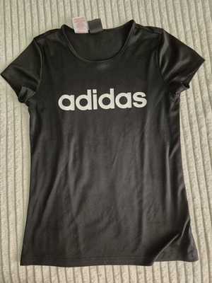 Adidas T-shirt black, like new, size S