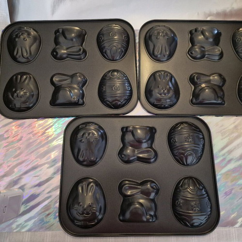 Nonstick cake pans set of 3 large, new