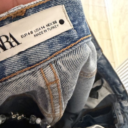 Zara jeans size 46 with rips, like new, blue