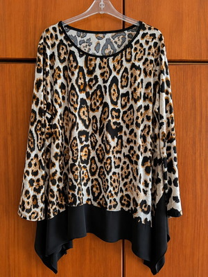 Airy blouse new, black and brown