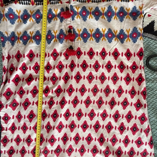 Boho kaftani new with striking colors and ikat patterns size M