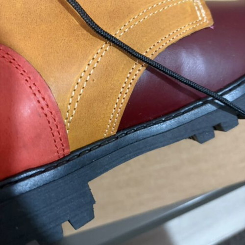 Men's boots 100% genuine leather, like new, size 45, multicolor