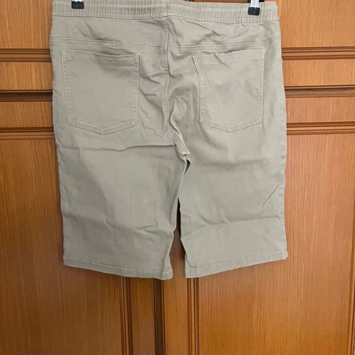 Alphasert bermuda shorts, beige, size L