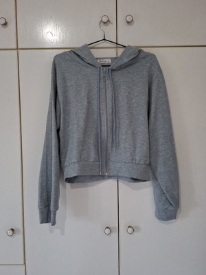 Γυναικεία γκρι ζακέτα σαν καινούργιο