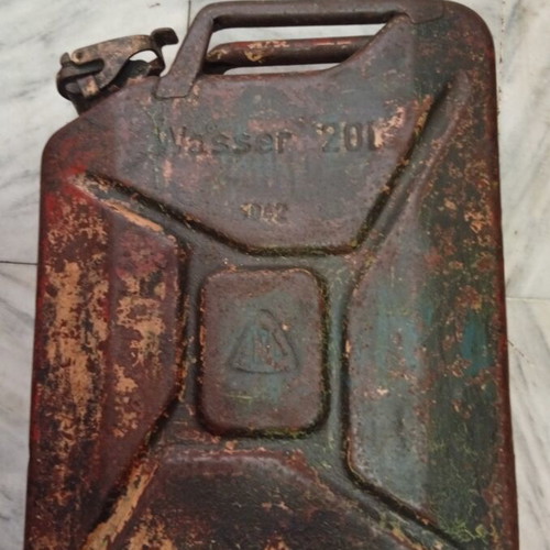 WWII German jerrycan