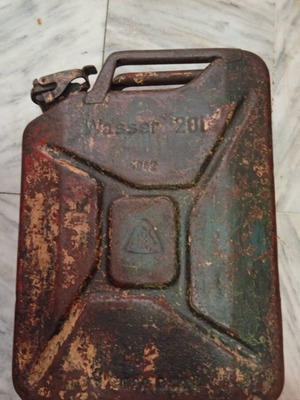 WWII German jerrycan