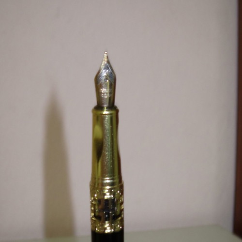 Pen new black ink with gold dragon design