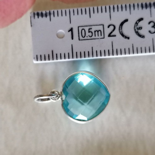 Silver 925 pendant with aqua heart-shaped stone new