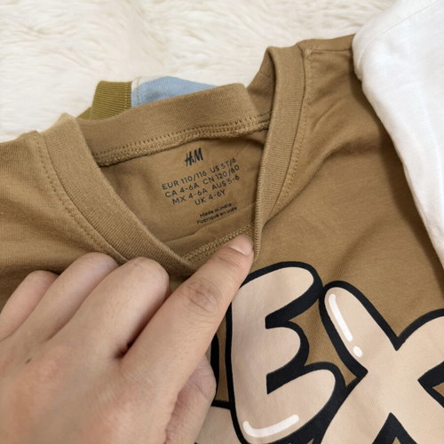 Boys Sweatshirts Set of 3 Size 116cm H&M Like New