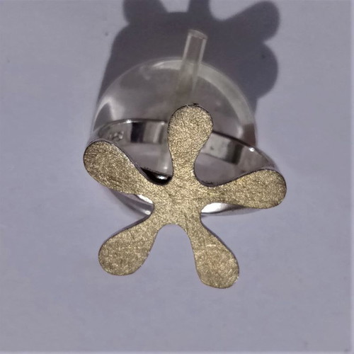 925 Silver Daisy Ring new, gold plated