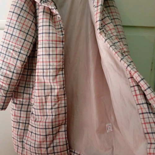 VRS Woman coat XL like new, beige with red and blue lines