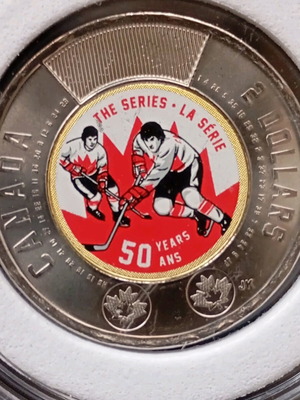 Canada 2$ 2022 UNC Summit Series Ice Hockey players new coin