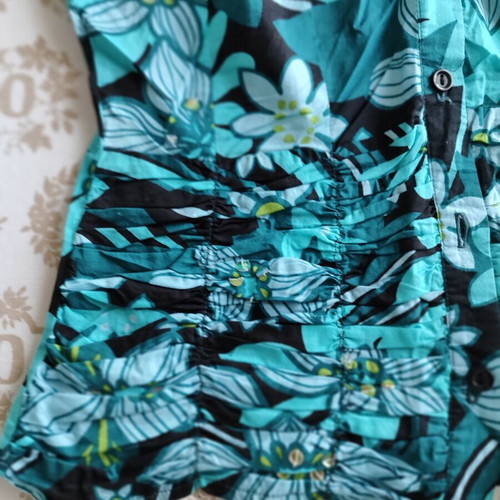 Satsuma shirt with embroidered sequins