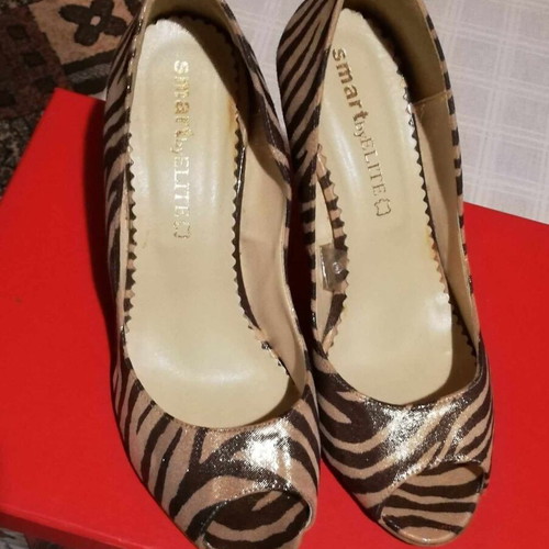 PRICE DROP!!! From €28, now €18. ELITE HEELS!!! Size 40, Design, ZEBRA!!!