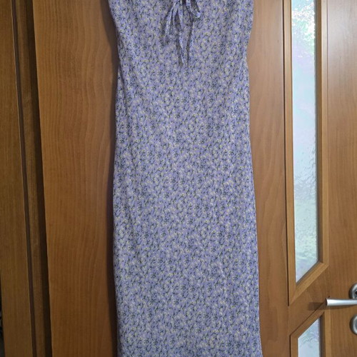 Lilac maxi dress with floral print and thin straps, size M