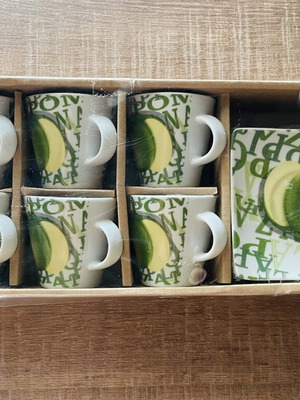 Porcelain coffee cup set with saucers, green apple design, new, 6 pieces
