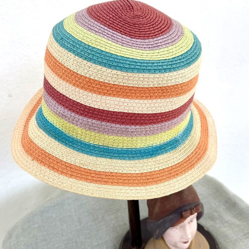 Colorful summer bucket hat size S like new