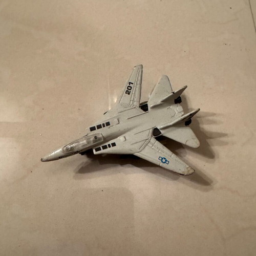 Collectible metal airplanes used, pack of 4 pieces