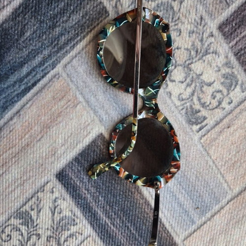 Luk women's sunglasses like new, bordeaux/black