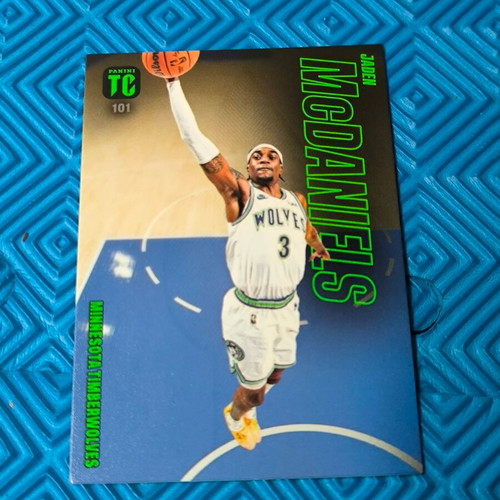 Set of 5 NBA Panini Top Class cards like new with LeBron James and others