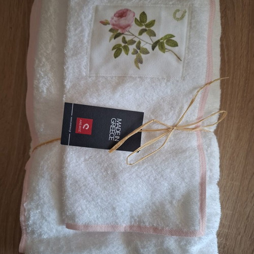 Anemos towel set 3 pieces white with pink rose design new