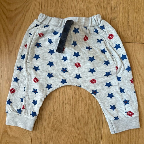 Petit Bateau jumpsuit like new, grey with blue and red details, size 6 months
