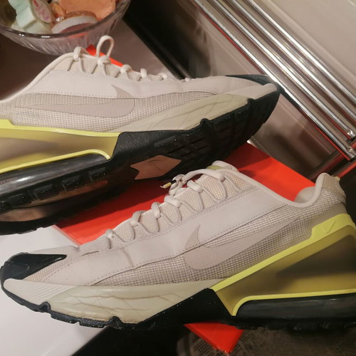 Nike Air Max sneakers size 47.5 like new, white and grey