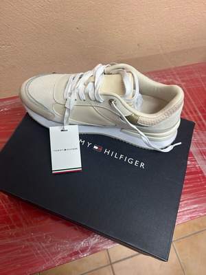 Tommy Hilfiger sport shoes new, beige, size 38