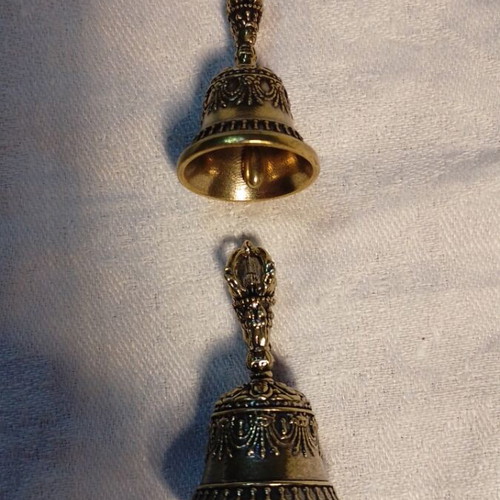 Metal Bells Set like new, two sizes