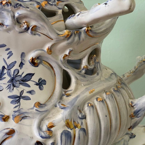 Porcelain soup tureen 1960 in like new condition