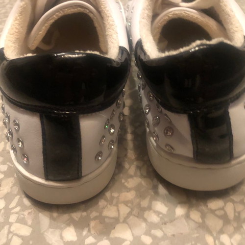 Sneakers women's white with studs used, size 40
