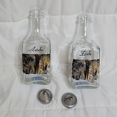 Souvenir oil and vinegar set from Alistrati Cave