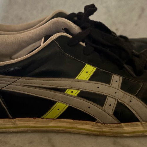 Asics leather sneakers used, size 46, black