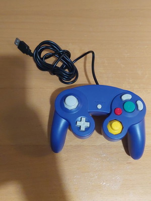 USB controller type GC used, purple color