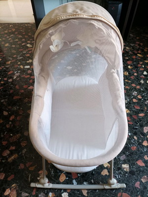 Λίκνο Kinderkraft μεταχειρισμένο για 0-6 μήνες με στρώμα και κουνουπιέρα