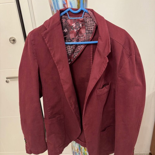 Casual jacket XL in burgundy with printed inner collar, like new