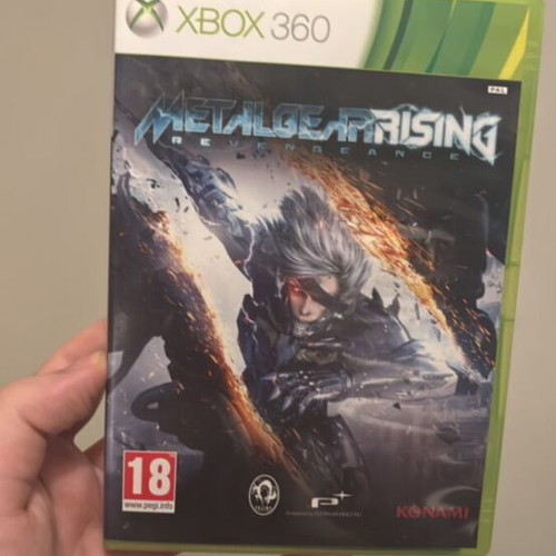 Metal Gear Rising Xbox 360 game like new