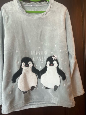 Vienetta Secret fleece pajama set gray, new, size S with penguin design