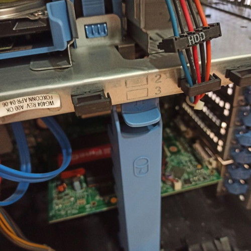 Dell Precision 690 server like new with 2 x Intel Xeon CPU, 16GB RAM, 250GB SATA disk