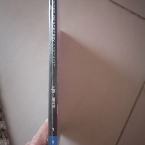 Sword of Sorcery: Amethyst comic like new