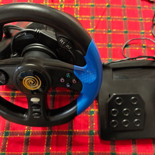 Hurricane Racing Wheel HC-8011 used with pedals for PS1, PS2, PC