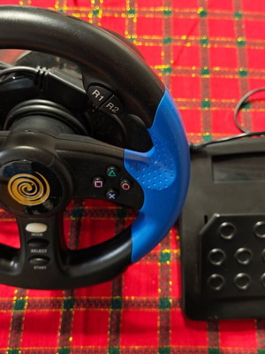 Hurricane Racing Wheel HC-8011 used with pedals for PS1, PS2, PC