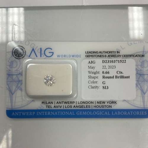 Natural diamond 0.66ct round brilliant, G color, SI3 clarity