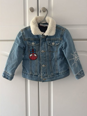 Prenatal Marvel Spiderman denim jacket 12-18 months like new with removable collar