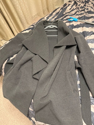 Παλτό γκρι σαν καινούργιο, μέγεθος M καλύπτει Small-Medium