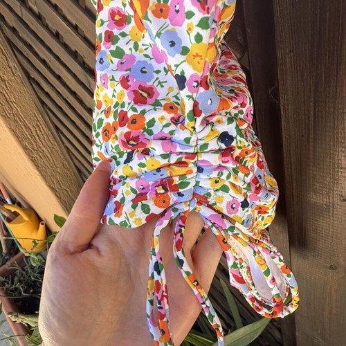 Floral swimsuit like new, multicolor, removable cups, adjustable sides