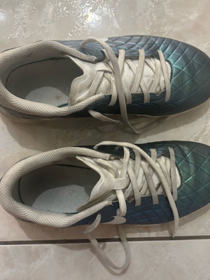Nike football kids shoes used, size 34