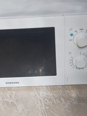 Samsung microwave oven, 20L, 800W, white