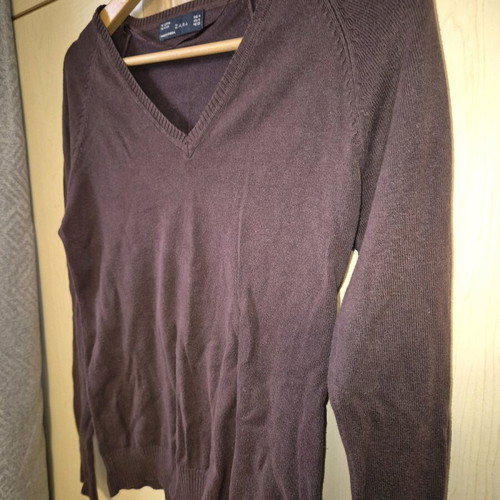 ZARA V-Neck Pullover Size M Brown Chocolate like new